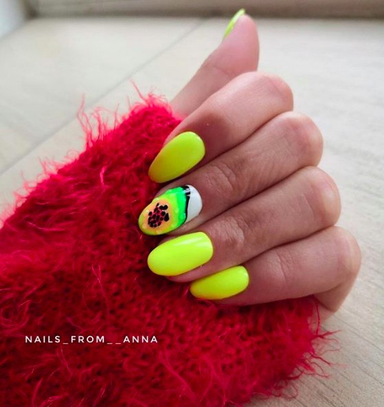 Фотоінструкція: манікюр із фруктами
