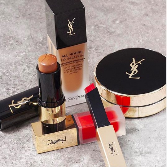 Історія бренду Yves Saint Laurent Beauté
