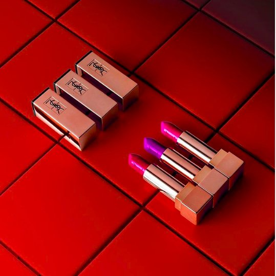 Історія бренду Yves Saint Laurent Beauté