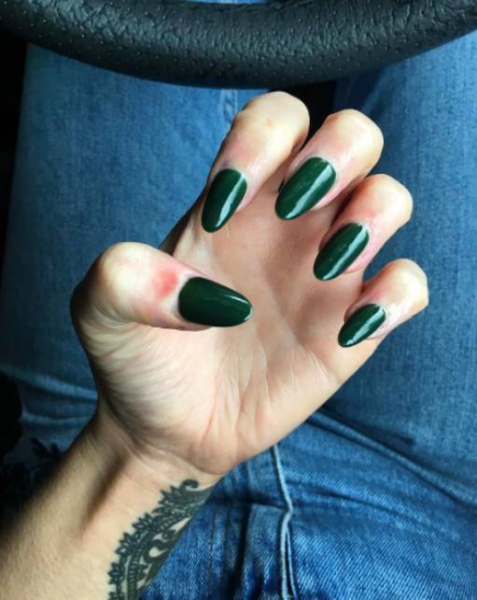 Модний манікюр для грудня 2021 року: 102 ідеї