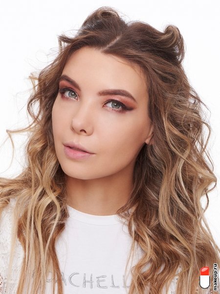 Тест-драйв: робимо макіяж з палеткою Ultimate Shadow від NYX Professional Makeup