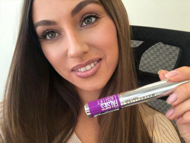 Все в захваті від тебе: огляд найкращих туш для вій Maybelline