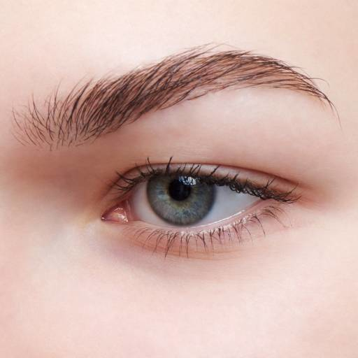 Все в захваті від тебе: огляд найкращих туш для вій Maybelline